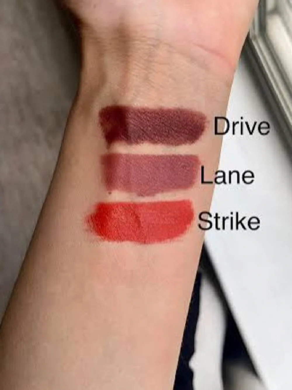 NIB Glossier G suit Soft Touch Lip Crème - lane